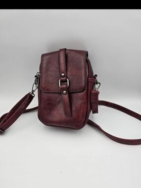 Women's Crossbody Phone Bag in Wine Red - Unbranded